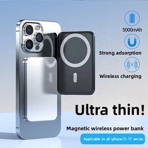 Batterie <span class=keywords><strong>externe</strong></span> portable ultra-mince magnétique sans fil OEM 5000 mAh 9,9 mm, chargeur 20W PD 15W haute capacité en alliage d'aluminium - Product Image 3