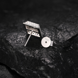 Pass Diamond Tester Moissanite Poker Stud Boucles d'oreilles Or blanc Argent sterling 925 Lab Mossanite Émail Coeur rouge et Club noir - Product Image 3