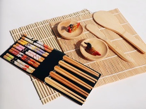Juego de utensilios <span class=keywords><strong>para</strong></span> hacer <span class=keywords><strong>Sushi</strong></span> de bambú, utensilios de cocina, Rollo, palillos, cuchara, hoja de <span class=keywords><strong>Sushi</strong></span> - Product Image 4