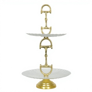 รองเท้าม้าสีทองเคลือบสีขาว2ถาดตกแต่งเค้กสองชั้นสำหรับงานแต่งงาน - Product Image 1
