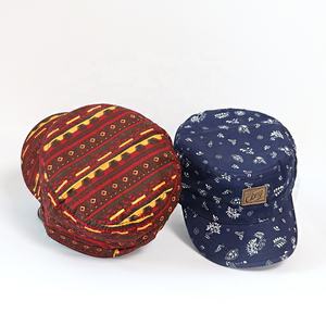 Casquettes Pillbox Rétro à Dessus Plat Rayées avec Patch en Cuir Personnalisé, Logo Gaufré, Motifs Folkloriques, Impression Numérique, Unisexe, Boucle Métallique - Product Image 4