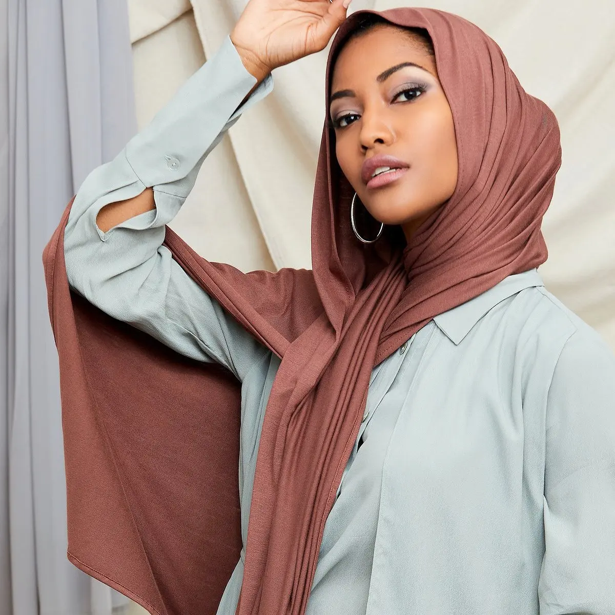 Хиджаб простой 30 цветов Дубай мусульманский Женский трикотажный шарф шаль Хиджаб по низкой цене
