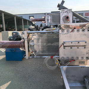 Granulador de Plástico Eléctrico con Cabezal de Matriz Hidráulico, Cambiador de Malla Continuo, Cabezal de Matriz Manual - Product Image 4