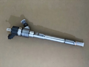 Inyector Common Rail 0445110270 0445110269, Boquilla de Inyección de Combustible Diésel 0445110270 0445110269 para Chevrolet Z 20 DM / Z 20 DMH - Product Image 2