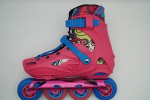 Vendita calda di alta qualità regolabile 4WD Outdoor velocità Racing rullo in linea scarpe da Skate di sicurezza per l'estate/inverno Fitness per le ragazze - Product Image 4