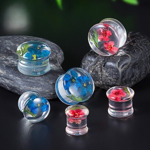 موسعات أذن شفافة من الأكريليك على شكل أوراق وزهور، مجوهرات ثقب الجسم مع زهور مجففة جميلة - Product Image 2