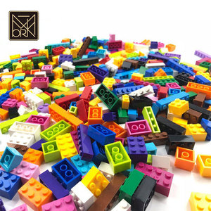 Vente directe d'usine XMORK, vente en gros de blocs de construction en vrac, pièces compatibles, briques DIY, accessoires de jouets de rechange pour les détaillants - Product Image 1