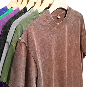 Camiseta vintage para hombre, lavada con ácido, con logo personalizado, efecto desgastado, gruesa, 100% algodón, corte amplio - Product Image 1