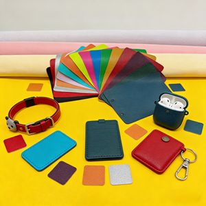 Feuille de PVC/PU, Tissu coloré, Cuir de vache, Matériau souple, Matériau en cuir croûte, Peaux de vache en cuir croûte Nappa - Product Image 1