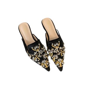 Sandalias de Verano 2026, Nuevo Estilo, con Flores Bordadas, Punta Cubierta, Medias Pantuflas, Transpirables, Ligeras, de Terciopelo - Product Image 5