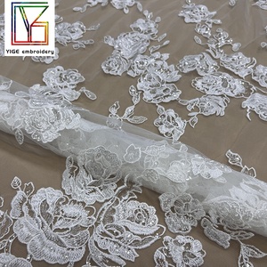 Lusso <span class=keywords><strong>bianco</strong></span> tessuto di pizzo con paillettes da sposa francese da sposa <span class=keywords><strong>Tulle</strong></span> con paillettes ricamo fiore tessuto di pizzo - Product Image 4