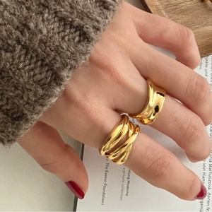 Anello Aperto Irregolare Intrecciato a Croce per Donna, in Rame Elettroplaccato, Minimalista, Impilabile, Gioiello alla Moda INS, Regalo - Product Image 2