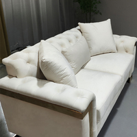 Ensemble de canapés de luxe 2025, style simple, fauteuil, causeuse, meubles de salon, paire avec coussins et décorations dorées
