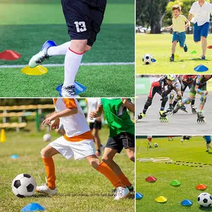 Penanda latihan Multi Warna kerucut sepak bola kerucut cakram sepak bola dengan tempat plastiknya-sempurna untuk hoki, Roller Skating