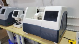 เครื่องตัดเลนส์อัตโนมัติ DM Hot Sale Optical Instruments 2D Patternless Edger พร้อมจำหน่าย เครื่องขัดกระจก ราคาพิเศษ - Product Image 3