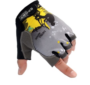 Gants de vélo unisexes personnalisés, doux et confortables, à demi-doigts, pour le cyclisme, la moto et la conduite - Product Image 3