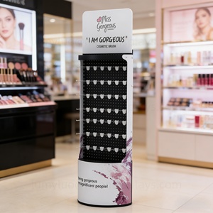 Support de présentation de maquillage réglable en panneau perforé en métal avec crochets pour organiser les brosses à cheveux, les outils et les cosmétiques - Product Image 1