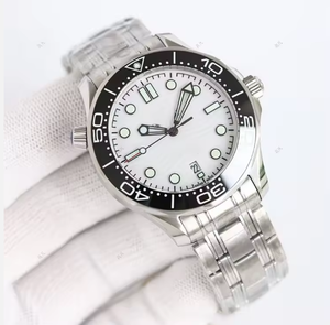 Orologio Meccanico da <span class=keywords><strong>Uomo</strong></span> 41mm con Logo Personalizzato, Quadrante Blu, Calendario, Luminoso, Lunetta in Ceramica, Cassa in Acciaio Inox 316L - Product Image 3