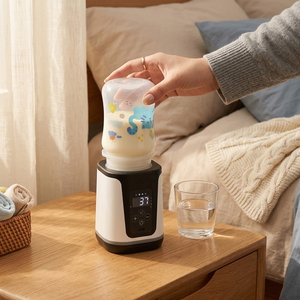 Chauffe-biberon compact à piles pour les parents allaitant et faisant l'administration <span class=keywords><strong>de</strong></span> <span class=keywords><strong>lait</strong></span> infantile - Product Image 1