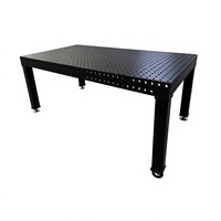 Table de soudage 3D modulaire pour l'assemblage de cadres métalliques et les applications de soudage structurel