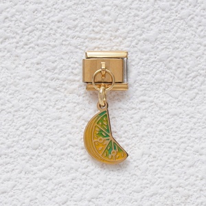 Colgantes de Acero Inoxidable a Granel, Bañados en Oro de 18k, con Esmalte de Color y Diseño de Fruta, Tipo Italian Charm para Pulsera - Product Image 3