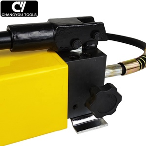 CP-800 Bomba Hidráulica Manual de Alta Presión, la Más Vendida, Accionada por Motor para Aceite y Utilidades Automotrices, Soporte Personalizado OEM - Product Image 3