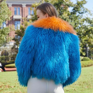 <span class=keywords><strong>Manteau</strong></span> d'hiver en fourrure de laine d'agneau de Mongolie de luxe doux et de couleur mélangée pour femmes - Product Image 2