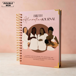 <span class=keywords><strong>Journal</strong></span> de <span class=keywords><strong>grossesse</strong></span> <span class=keywords><strong>et</strong></span> de <span class=keywords><strong>naissance</strong></span> personnalisé avec couverture en papier illustré rose, spirale double, dorure à chaud <span class=keywords><strong>et</strong></span> coins renforcés - Product Image 6
