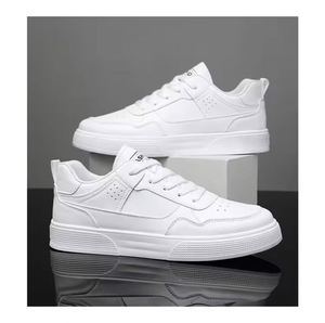Chaussures de sport décontractées en cuir pour hommes de haute qualité, style designer, plateforme, confortables pour la marche en extérieur et le skateboard - Product Image 5
