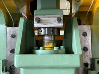 Presse mécanique J23 à gorge profonde pour poinçonnage de tôles métalliques 10t 20t 30t 40t 50t 60t 80t 100t Ligne d'estampage