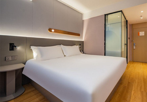 Marco de cama de hotel de madera con cabecero y mesitas de noche, precio económico personalizado de fabricante Foshan - Product Image 4