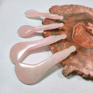 Cuillère en quartz rose, outil de beauté pour le visage, plaque Gua Sha en cristal rose, logo personnalisé, outils de massage facial Guasha - Product Image 5