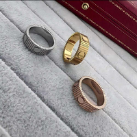 Nouvel ensemble de bagues et bracelets flexibles infinis de luxe en acier inoxydable plaqué or 18 carats pour mariage, fiançailles et soirée 2026