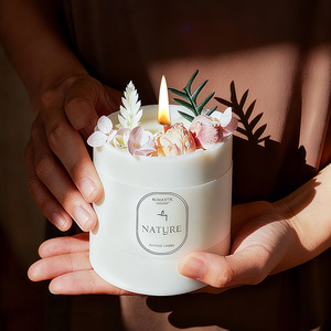 Velas Aromáticas Grandes con Temática Forestal Lanjo, Flores Secas Hechas a Mano, en Frasco de Vidrio de Larga Duración, Regalo Perfecto de Cumpleaños para Spa o Días Festivos - Product Image 3