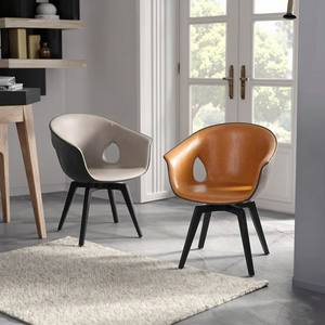 Chaise de salle à <span class=keywords><strong>manger</strong></span> moderne de luxe en cuir, coque incurvée ajourée, rembourrée, pieds en métal durables, chaise d'appoint confortable pour la maison et la salle à <span class=keywords><strong>manger</strong></span> - Product Image 2