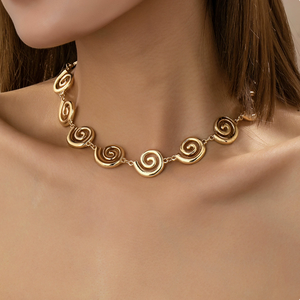 Collar con Símbolo Estilo Coco para Mujer, Joyería de Moda Minimalista, Elegante, Versátil y de Nicho para Influencers - Product Image 2