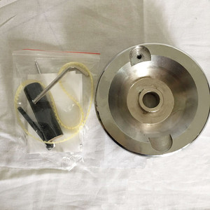 Accessoires pour machine à coudre à point noué à plat à une aiguille MK306/309 avec moteur à vitesse réglable et grande roue - Product Image 1