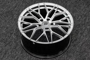 Nuevas Llantas de Aleación de Aluminio 17X7.5, Diseño Multirradio, Recubrimiento Plateado Electrolítico, Ajuste Universal para Autos - Product Image 3