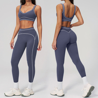 Ensemble de leggings de yoga sans couture respirants avec soutien-gorge de sport dos nu à bordure contrastante et pantalon de sport rehausseur de fessiers extensible dans les quatre sens – Vente en gros