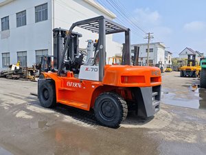Original Japanese Tcm/Komatsu/T-o-y-o-t-a HELI K70 Trucks Engine 5/7/12 Ton Diesel <b>Used</b> Forklift for Sale IN SHANGHAI - Product Image 2