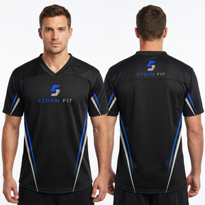 Camiseta Deportiva de Fútbol Americano para Hombre, Cuello en V, Manga Corta, Estampada, de Secado Rápido, 100% Poliéster, Personalizable, Corte Regular, Color Negro, Marca Storm Fit - Product Image 1