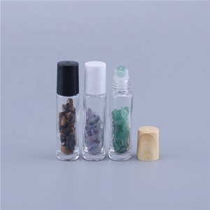 Flacons <span class=keywords><strong>roll</strong></span>-<span class=keywords><strong>on</strong></span> en <span class=keywords><strong>jade</strong></span> <span class=keywords><strong>de</strong></span> 10 ml avec pierres concassées et couvercles colorés pour massage aux huiles essentielles - Product Image 4