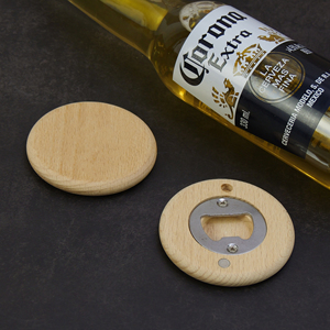 <span class=keywords><strong>Ouvre</strong></span>-<span class=keywords><strong>bouteille</strong></span> de bière en bois de similicuir avec gravure au laser LOGO personnalisé <span class=keywords><strong>Ouvre</strong></span>-<span class=keywords><strong>bouteille</strong></span> rond avec aimant pour réfrigérateur - Product Image 4