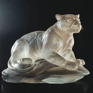 Ornement de guépard en cristal personnalisé sculpté à la main coffrets cadeaux de décoration intérieure avec logos autres produits d'artisanat en cristal - Product Image 3