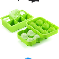 Vente en gros de gros moules carrés à glaçons et boules en silicone perceuse à glace écologique avec couvercle pour whisky outils pour crème glacée
