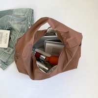 Tas Tote Wanita Vintage Bahan Nilon Kapasitas Besar Tas Selempang Kasual Sehari-hari Penutup Ritsleting Lapisan Poliester untuk Bepergian dan Belanja