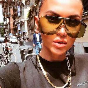 Gafas de Sol Vintage 2020, Montura Metálica, Ovaladas, Grandes, Protección UV400, Antiviento, Estilo Steampunk, para Hombre y Mujer - Product Image 1