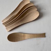 Ensemble de couverts jetables écologiques et durables en bambou (cuillères, fourchettes, couteaux) pour mariage et pique-nique