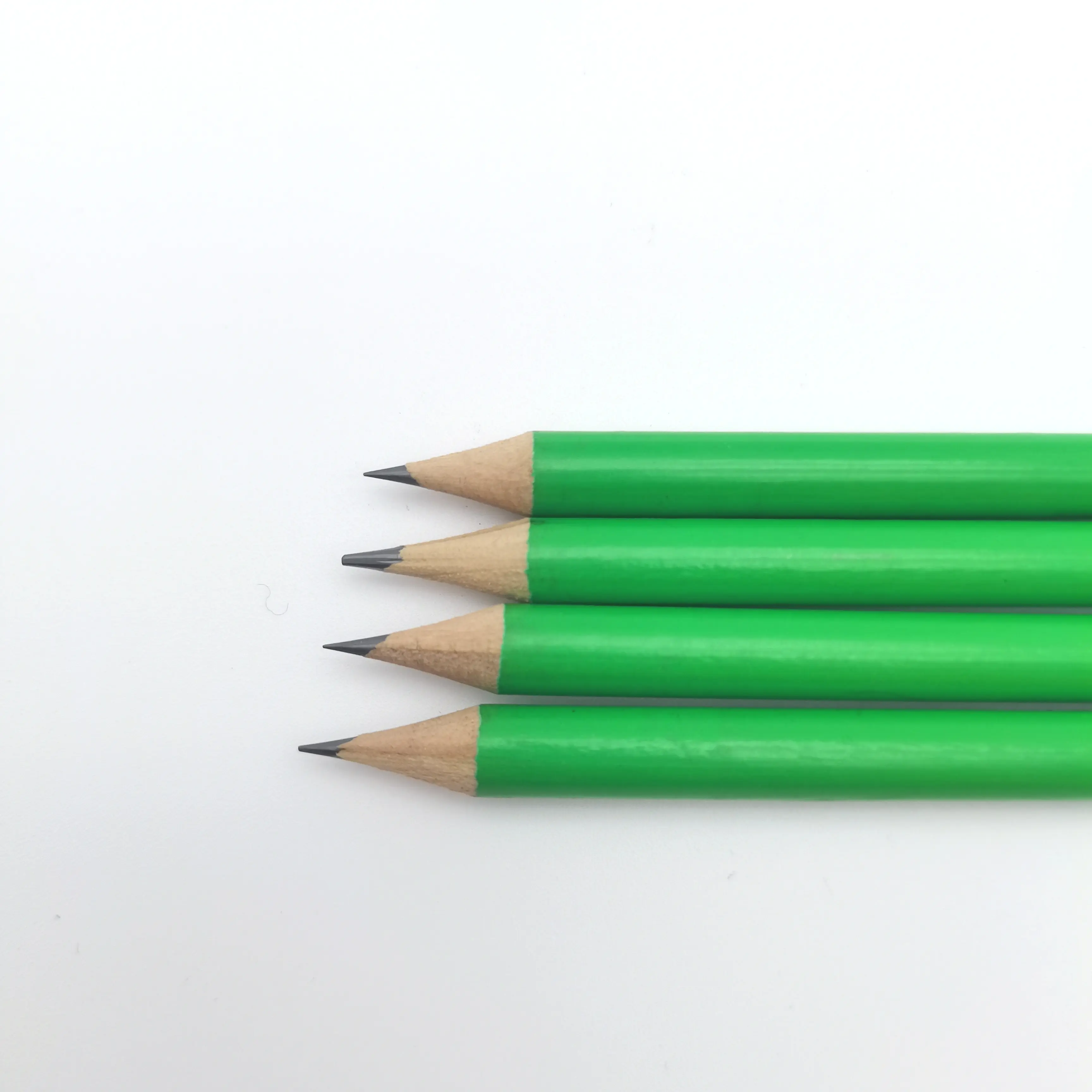 أقلام رصاص خضراء HB رخيصة السعر ورائجة المبيعات قلم رصاص خشبي من الجرافيت هدية مكتبية ومدرسة للطلاب والأطفال