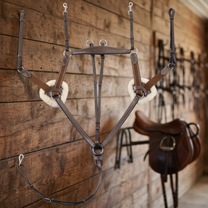 Pechera de Cuero Premium de 5 Puntos para Caballo con Collarín Elástico Ajustable para Equitación, Entrenamiento y Salto - Product Image 3
